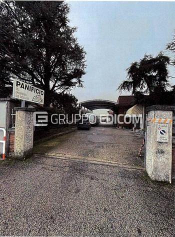 negozio in vendita a Copparo