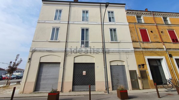 locale commerciale in vendita a Copparo