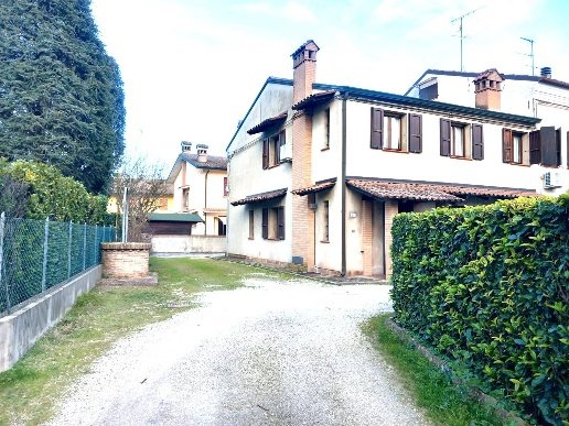 casa indipendente in vendita a Copparo