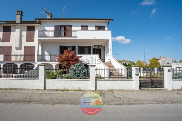 casa indipendente in vendita a Copparo