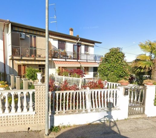 casa indipendente in vendita a Copparo in zona Tamara