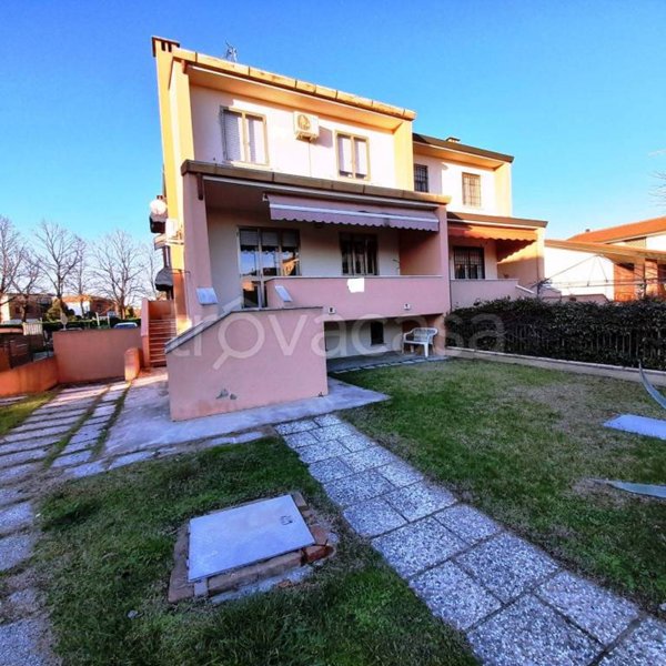 casa indipendente in vendita a Copparo