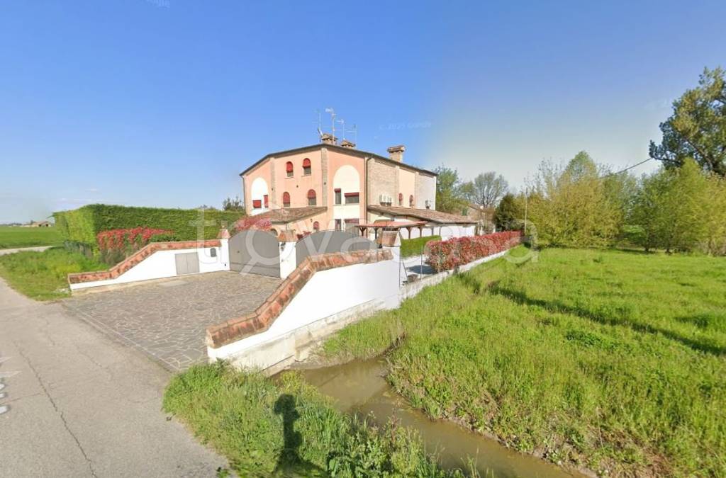 casa indipendente in vendita a Copparo in zona Fossalta