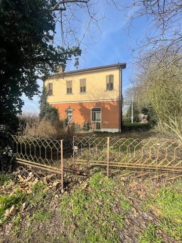 casa indipendente in vendita a Copparo in zona Tamara