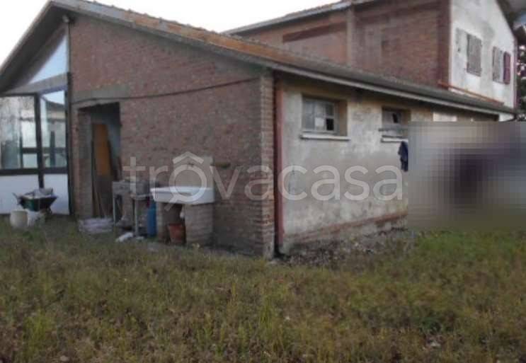 casa indipendente in vendita a Copparo in zona Brazzolo