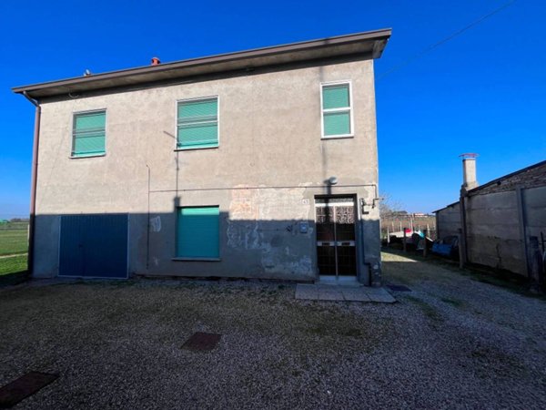 casa indipendente in vendita a Copparo in zona Coccanile-Cesta