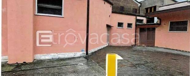 locale commerciale in vendita a Copparo