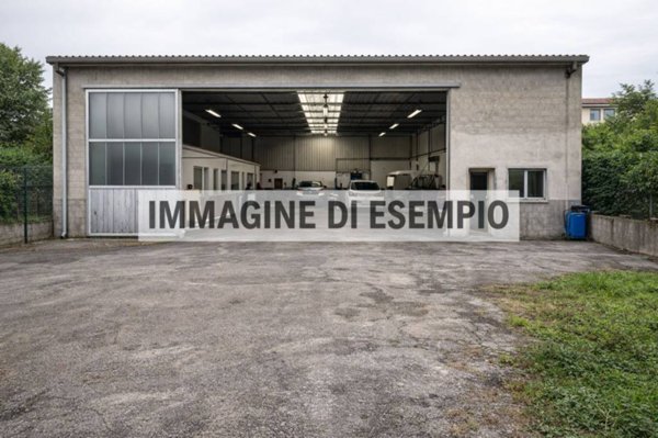 locale commerciale in vendita a Copparo