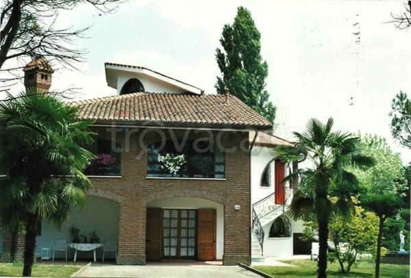 casa indipendente in vendita a Copparo