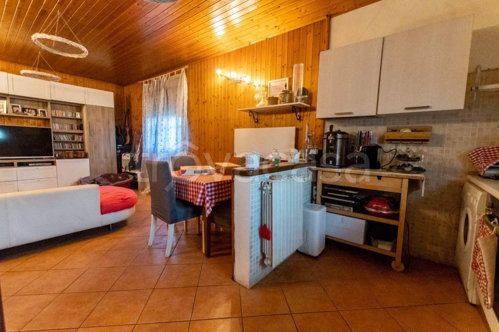 casa indipendente in vendita a Copparo in zona Ambrogio