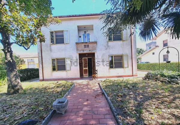 casa indipendente in vendita a Copparo in zona Saletta