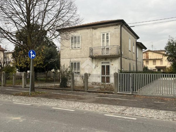 casa semindipendente in vendita a Copparo