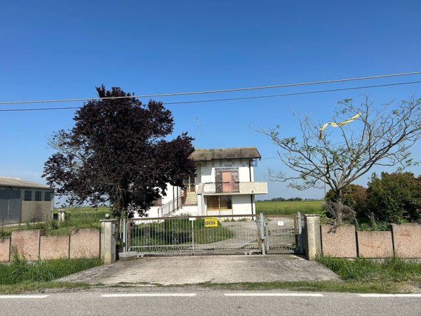 casa indipendente in vendita a Copparo