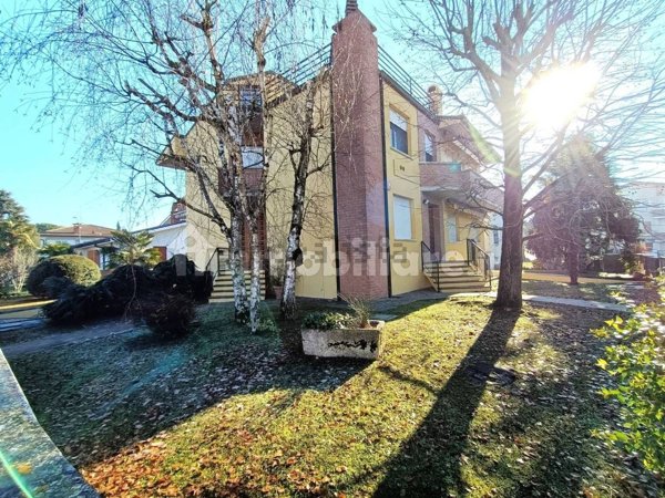casa indipendente in vendita a Copparo in zona Coccanile-Cesta