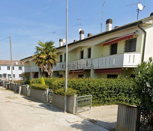 casa indipendente in vendita a Copparo