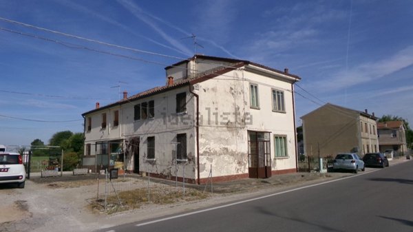 casa indipendente in vendita a Copparo in zona Tamara