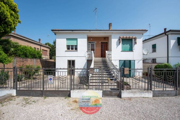 casa indipendente in vendita a Copparo in zona Coccanile-Cesta