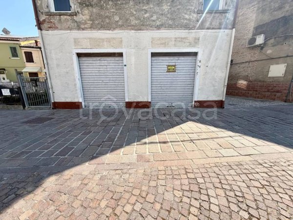 bivano in vendita a Copparo in zona Coccanile-Cesta