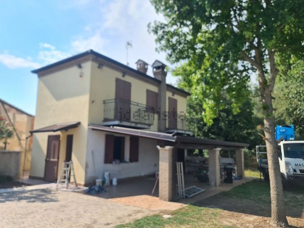 casa indipendente in vendita a Copparo