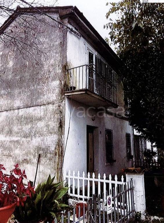 casa semindipendente in vendita a Copparo in zona Coccanile-Cesta
