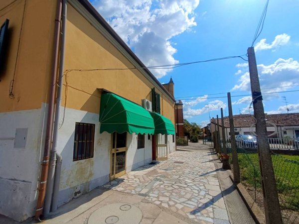casa indipendente in vendita a Copparo in zona Tamara