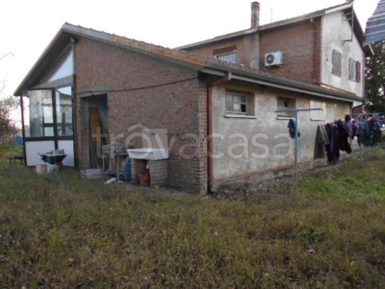 casa semindipendente in vendita a Copparo