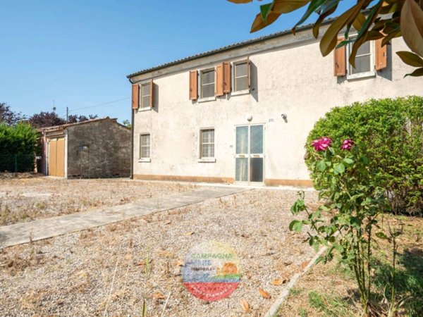 casa indipendente in vendita a Copparo