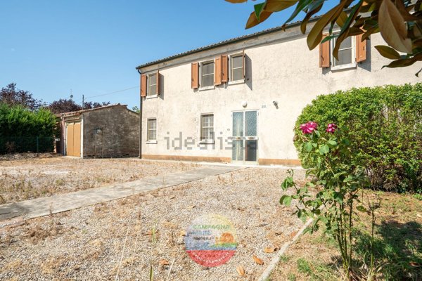 casa indipendente in vendita a Copparo in zona Tamara