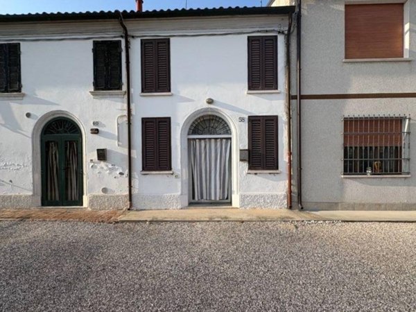 casa indipendente in vendita a Copparo in zona Tamara