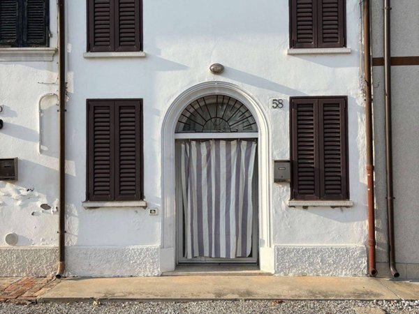 casa indipendente in vendita a Copparo in zona Tamara