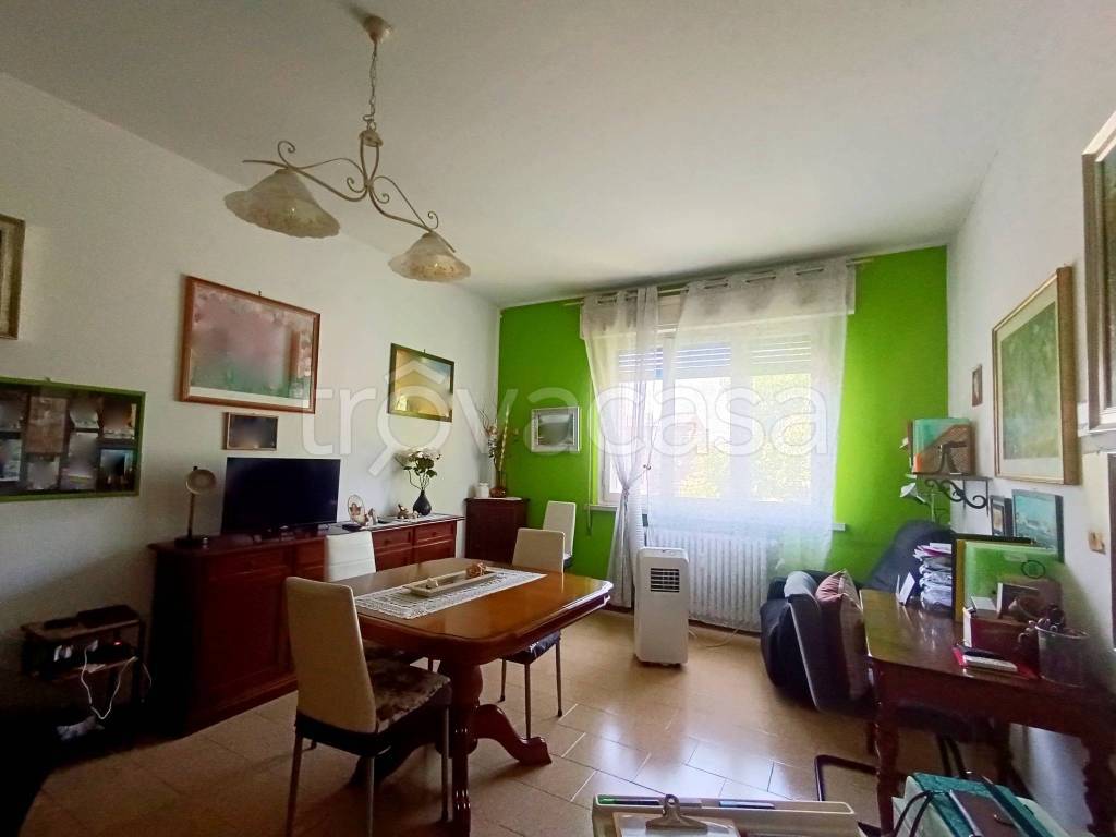 appartamento in vendita a Copparo in zona Coccanile-Cesta