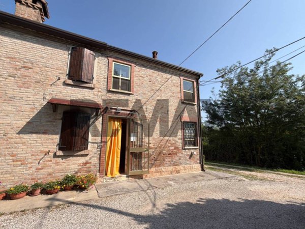 casa indipendente in vendita a Copparo in zona Sabbioncello San Pietro