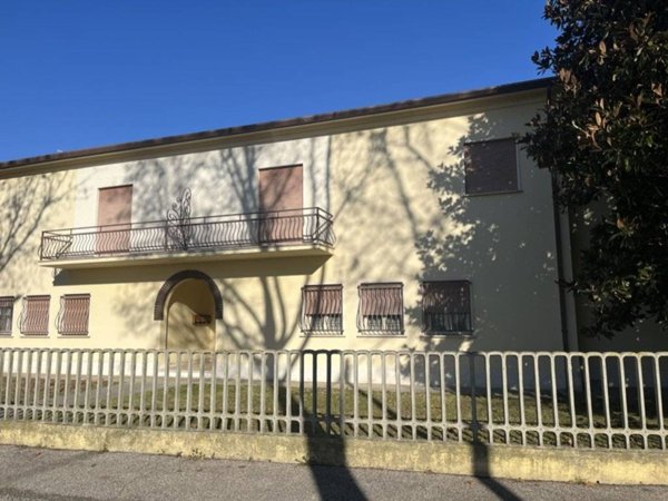 appartamento in vendita a Copparo in zona Coccanile-Cesta