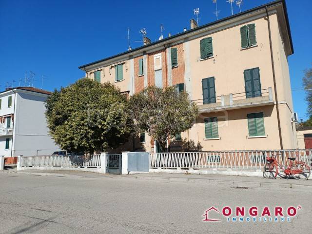 appartamento in vendita a Copparo in zona Coccanile-Cesta