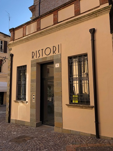 casa indipendente in vendita a Ferrara in zona Centro Storico