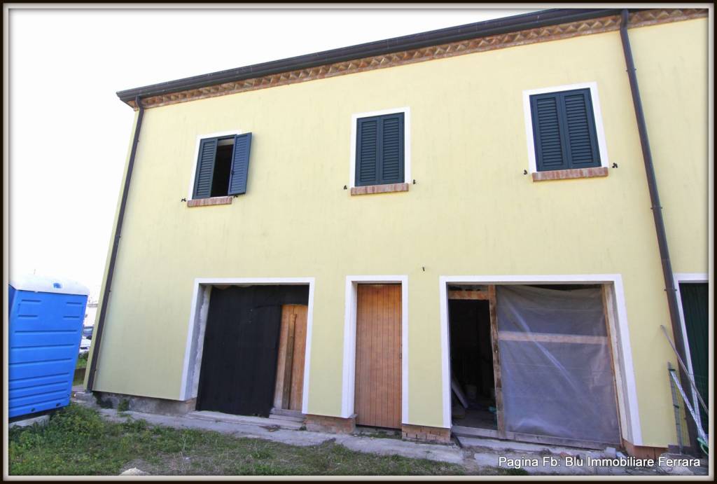 casa indipendente in vendita a Ferrara in zona Monestirolo