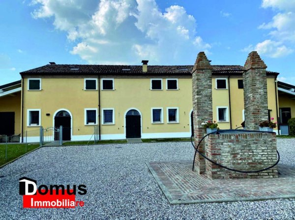 casa indipendente in vendita a Ferrara in zona Sant'Egidio / Gaibanella