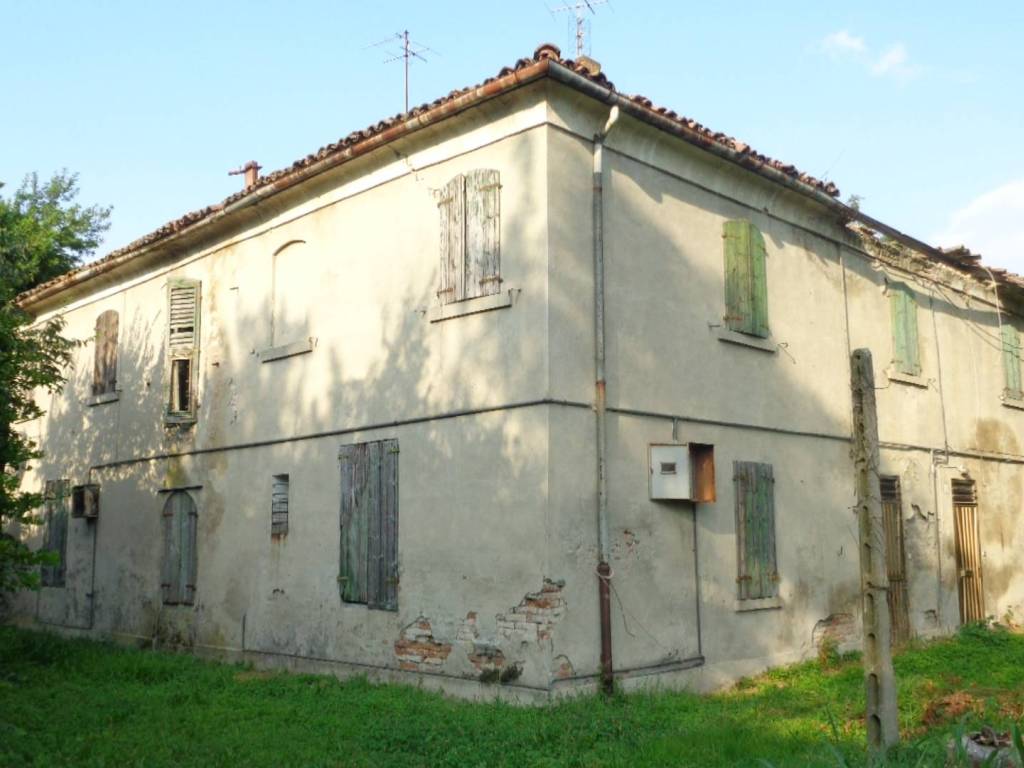 villa in vendita a Ferrara in zona Porotto / Cassana