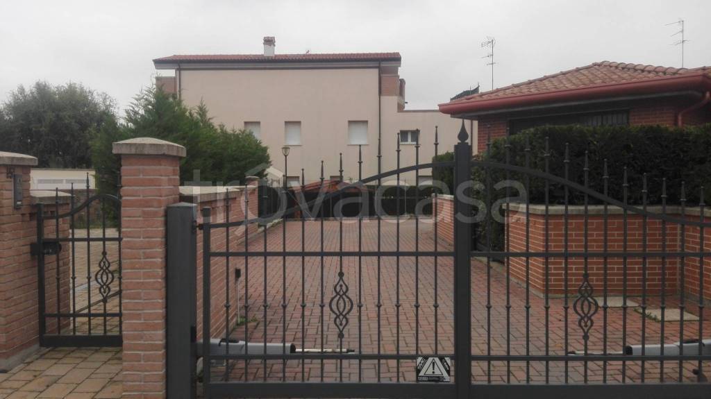 casa indipendente in vendita a Ferrara in zona Malborghetto di Boara