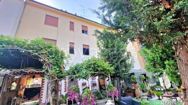 casa indipendente in vendita a Ferrara in zona Pontelagoscuro