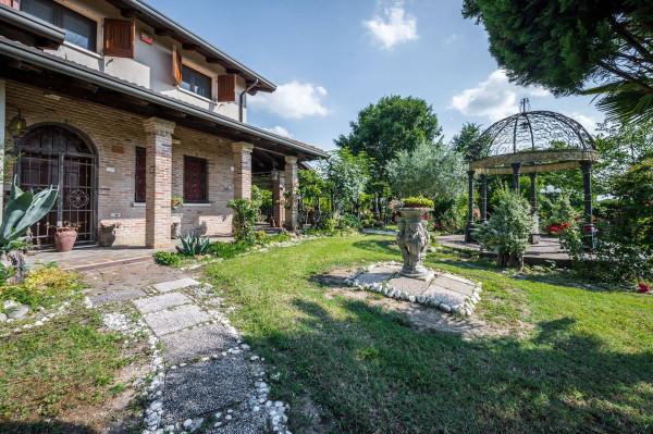 casa indipendente in vendita a Ferrara in zona Contrapò