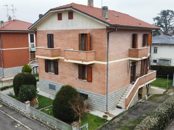casa indipendente in vendita a Ferrara in zona Monestirolo