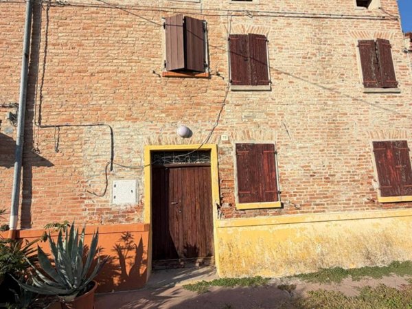 casa indipendente in vendita a Ferrara in zona Boara