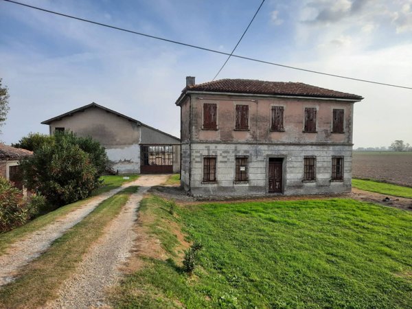casa indipendente in vendita a Ferrara in zona San Bartolomeo in Bosco
