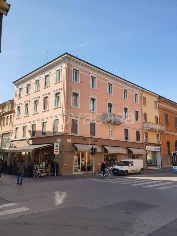 appartamento in vendita a Ferrara in zona Centro Storico