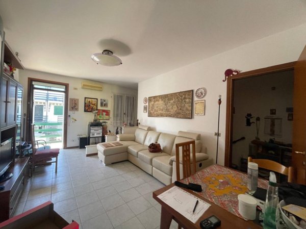 casa indipendente in vendita a Ferrara in zona Porotto / Cassana