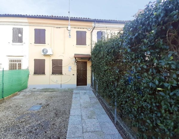 casa indipendente in vendita a Ferrara in zona Boara