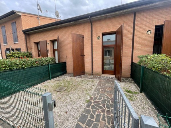 casa indipendente in vendita a Ferrara in zona Sant'Egidio / Gaibanella