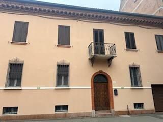 casa indipendente in vendita a Ferrara in zona Centro Storico