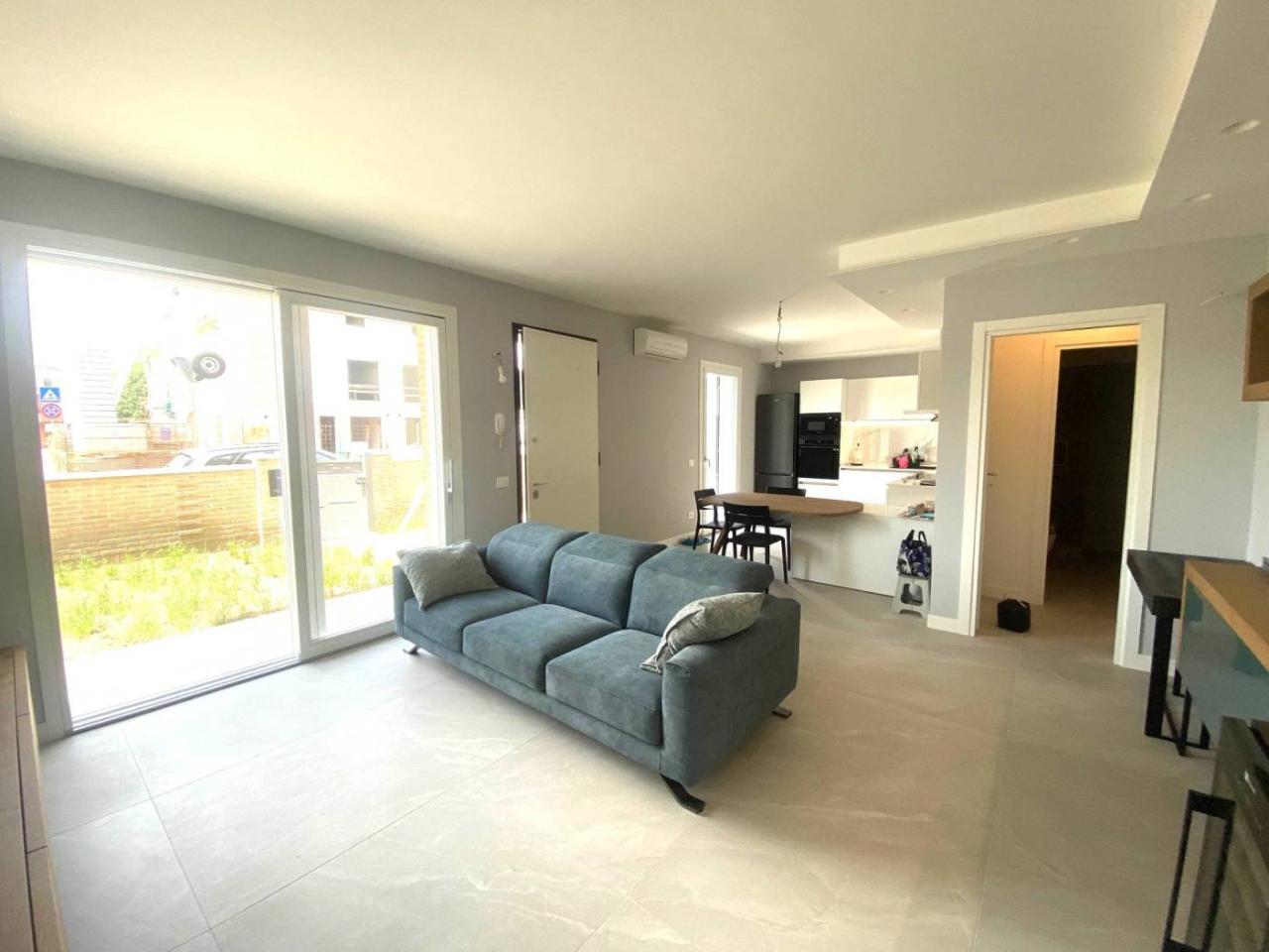 casa indipendente in vendita a Ferrara